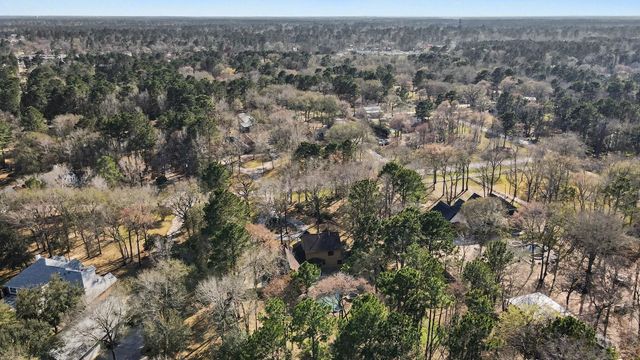 6910 Windcrest Estates Court, Magnolia, TX 77354