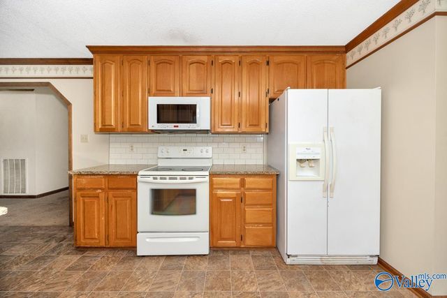 28368 Capshaw Road, Harvest, AL 35749