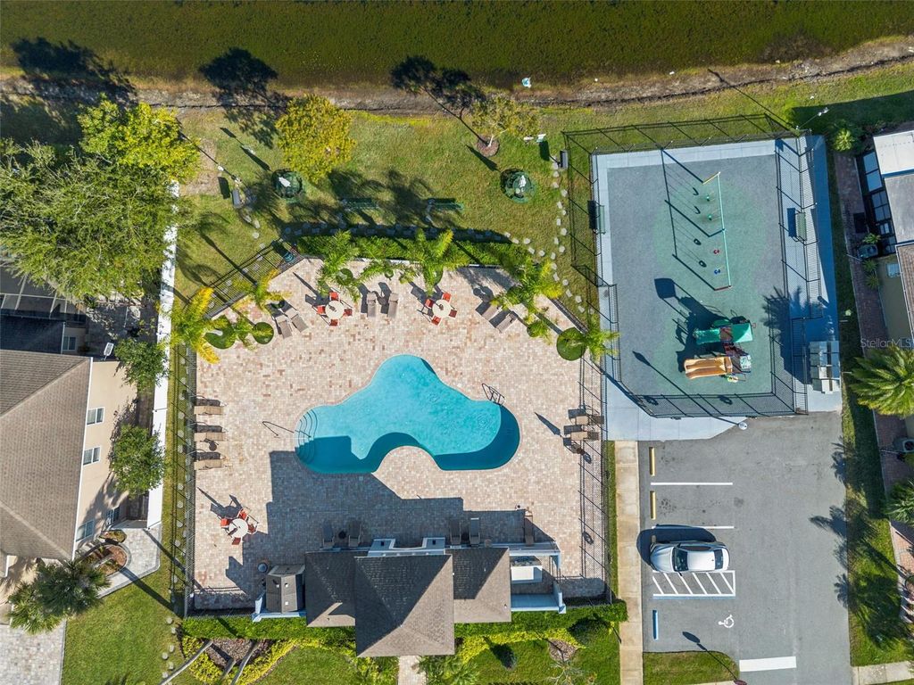 Image 38 of property listing at 2250 WINDCREST LAKE CIRCLE, Orlando, FL 32824