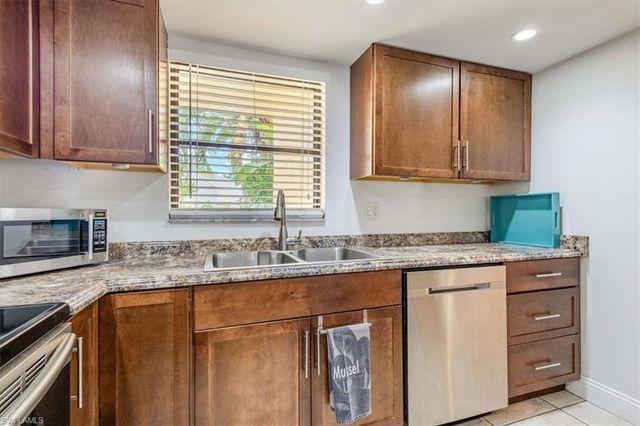 8751 Lateen LN 102, Fort Myers, FL 33919