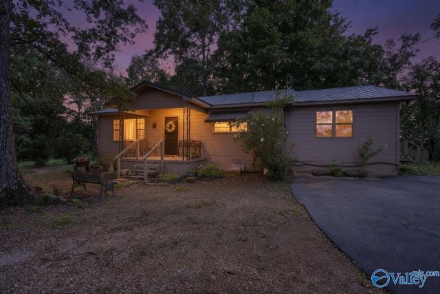 350 Ward Road, Hokes Bluff, AL 35903