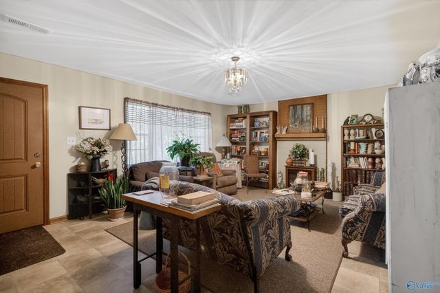 350 Ward Road, Hokes Bluff, AL 35903