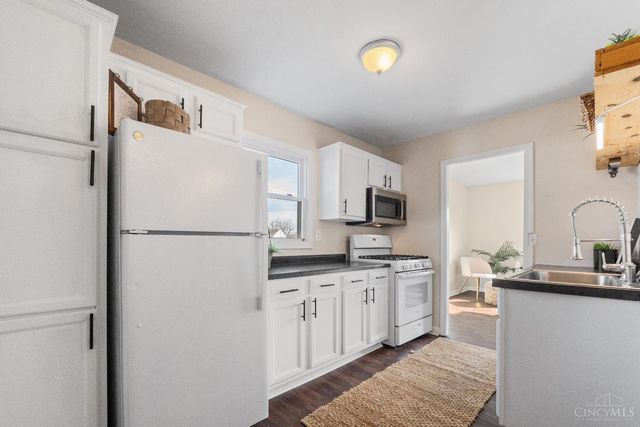 121 Holly Lane, Mason, OH 45040