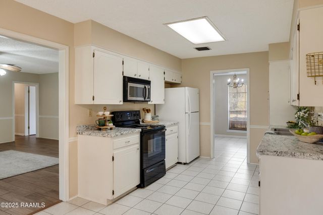 203 Bonaire Drive, Lafayette, LA 70506