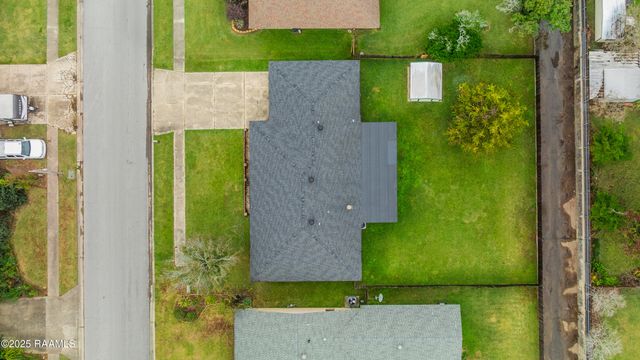 203 Bonaire Drive, Lafayette, LA 70506