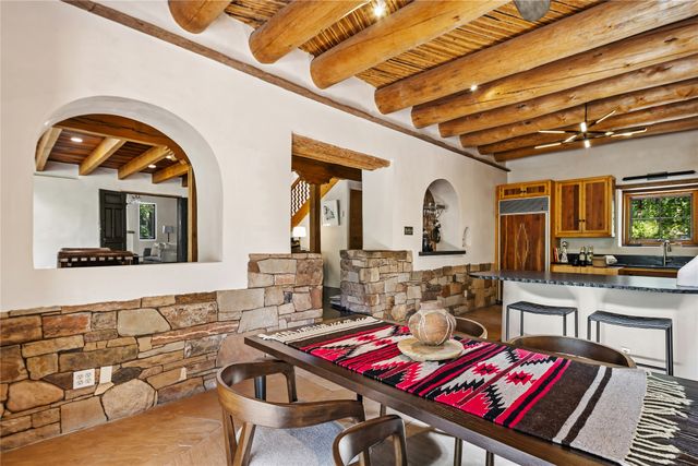 1330 Bishops Lodge Road, Santa Fe, NM 87506