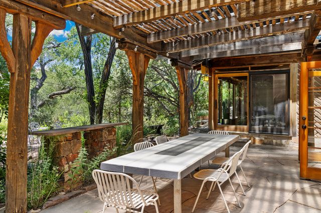 1330 Bishops Lodge Road, Santa Fe, NM 87506