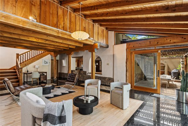 1330 Bishops Lodge Road, Santa Fe, NM 87506