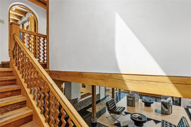 1330 Bishops Lodge Road, Santa Fe, NM 87506
