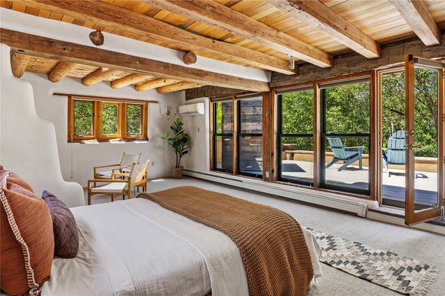 1330 Bishops Lodge Road, Santa Fe, NM 87506