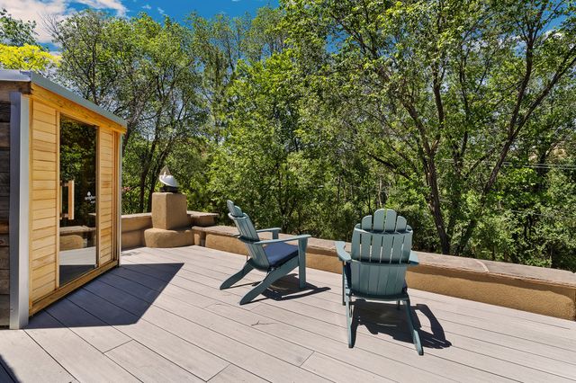 1330 Bishops Lodge Road, Santa Fe, NM 87506