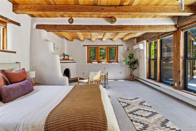 1330 Bishops Lodge Road, Santa Fe, NM 87506