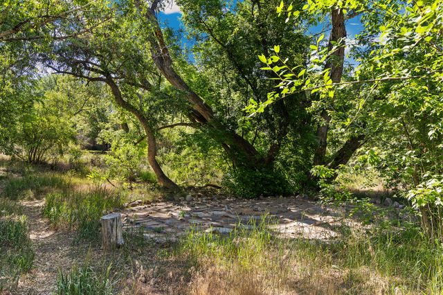 1330 Bishops Lodge Road, Santa Fe, NM 87506