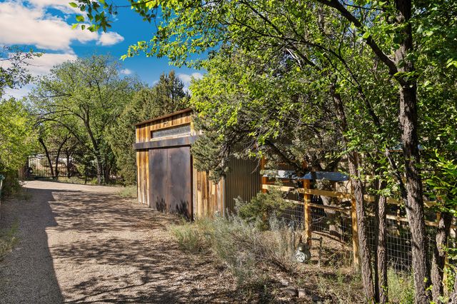 1330 Bishops Lodge Road, Santa Fe, NM 87506