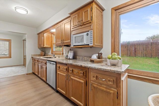732 S 96th STREET, West Allis, WI 53214