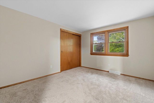 732 S 96th STREET, West Allis, WI 53214