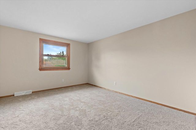 732 S 96th STREET, West Allis, WI 53214