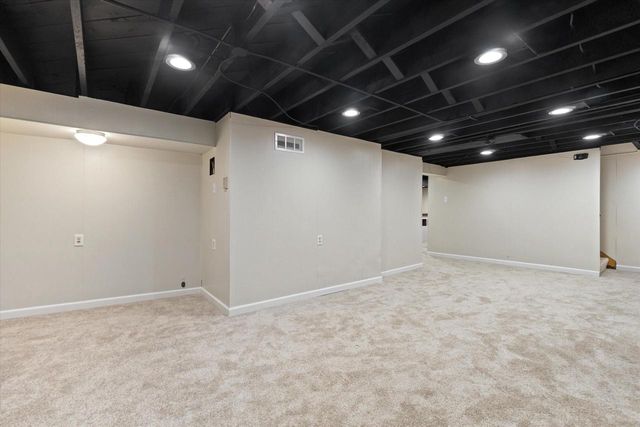 732 S 96th STREET, West Allis, WI 53214