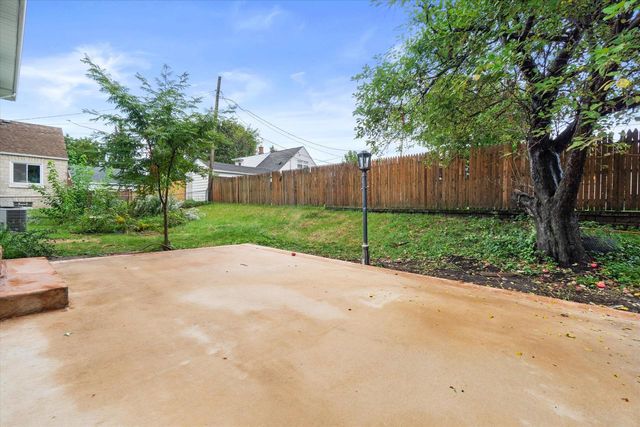732 S 96th STREET, West Allis, WI 53214