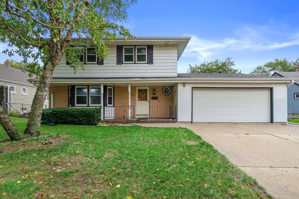 732 S 96th STREET, West Allis, WI 53214