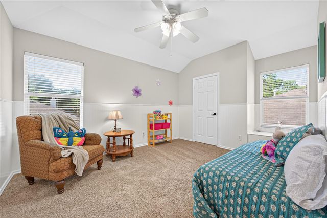 6718 Durango Creek Drive, Magnolia, TX 77354