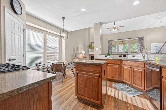 6718 Durango Creek Drive, Magnolia, TX 77354