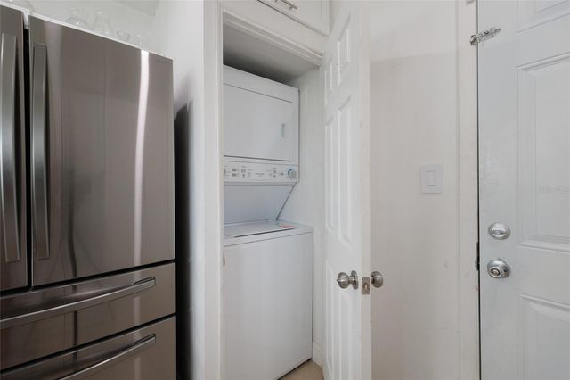 101 40TH AVENUE NE, St Petersburg, FL 33703