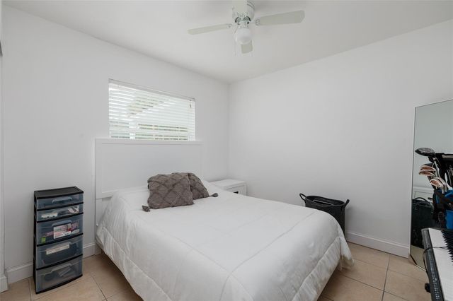 101 40TH AVENUE NE, St Petersburg, FL 33703