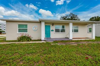 101 40TH AVENUE NE, St Petersburg, FL 33703