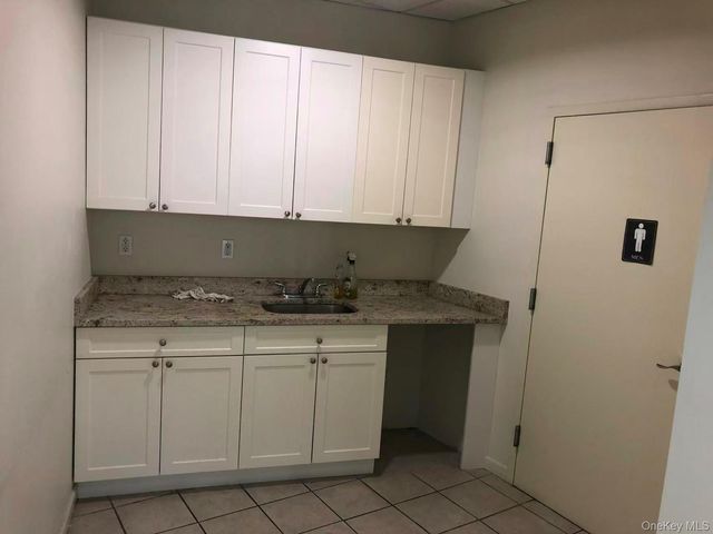 13203 Sanford Avenue 1A, Flushing, NY 11355