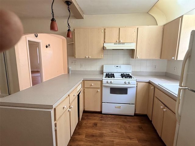 3610 DARTMOUTH AVENUE N, St Petersburg, FL 33713