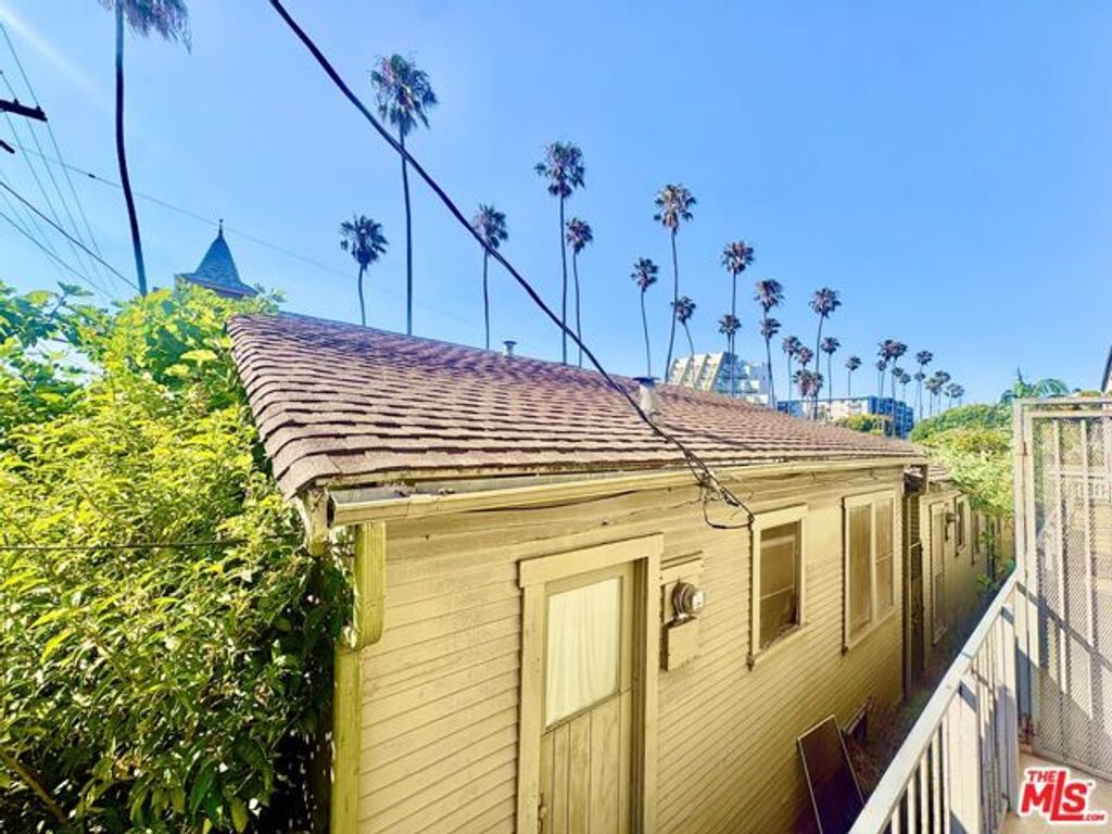 2005 4th Street, Santa Monica, CA 90405