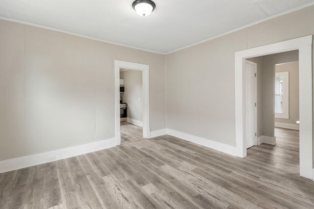 1055 N Orchard Knob Avenue, Chattanooga, TN 37406