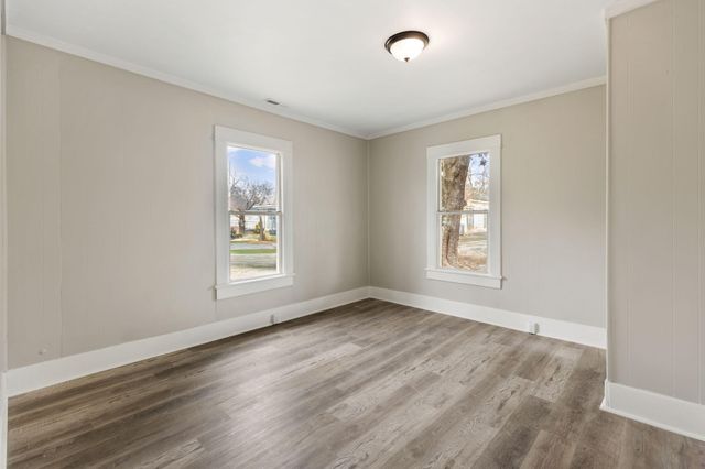 1055 N Orchard Knob Avenue, Chattanooga, TN 37406