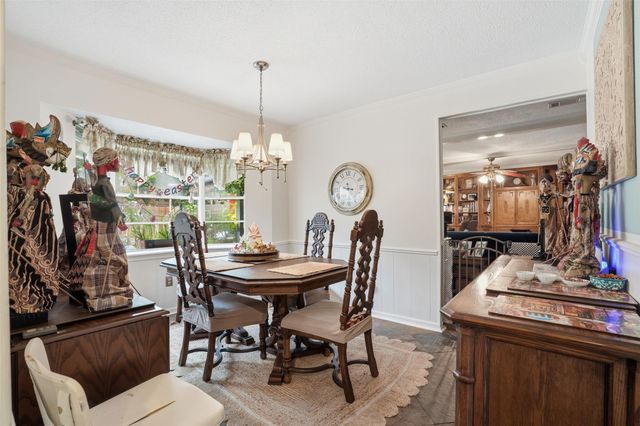 5814 Lodge Creek Drive, Houston, TX 77066