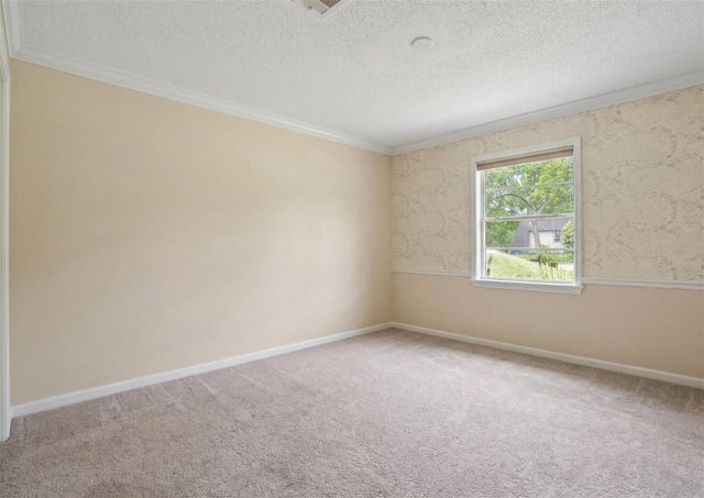 5814 Lodge Creek Drive, Houston, TX 77066