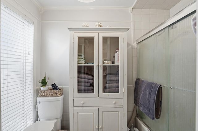 5814 Lodge Creek Drive, Houston, TX 77066