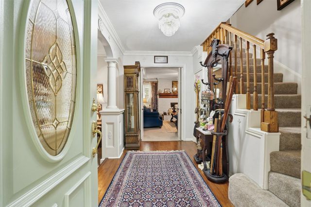 5814 Lodge Creek Drive, Houston, TX 77066