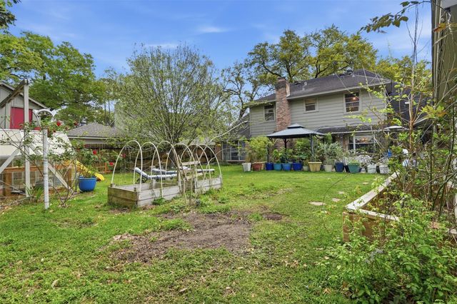 5814 Lodge Creek Drive, Houston, TX 77066