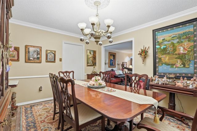 5814 Lodge Creek Drive, Houston, TX 77066