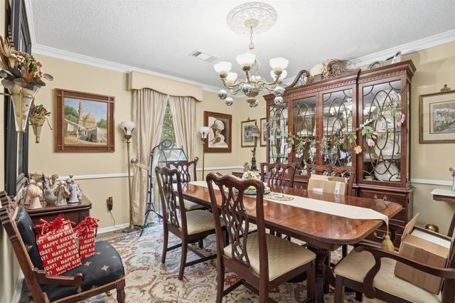 5814 Lodge Creek Drive, Houston, TX 77066