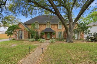 5814 Lodge Creek Drive, Houston, TX 77066