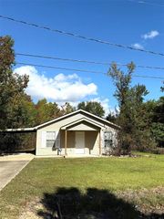 1411 Pinehurst Street, Sulphur, LA 70665