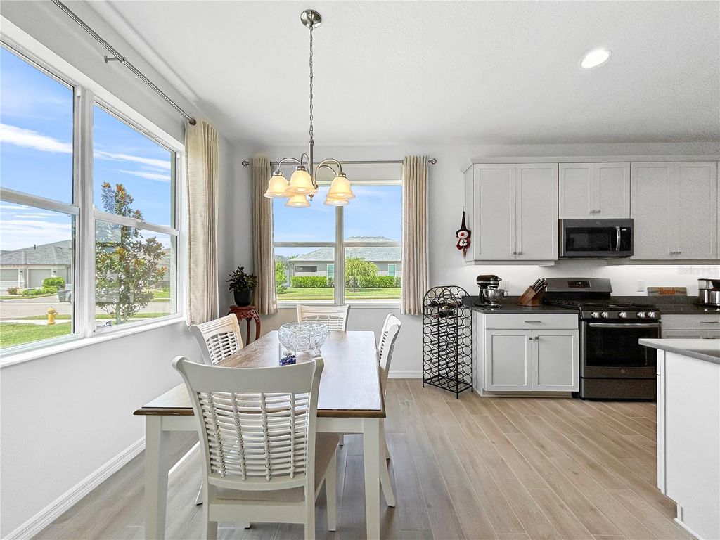 Image 22 of property listing at 12022 GOLDENROD AVENUE, Bradenton, FL 34212