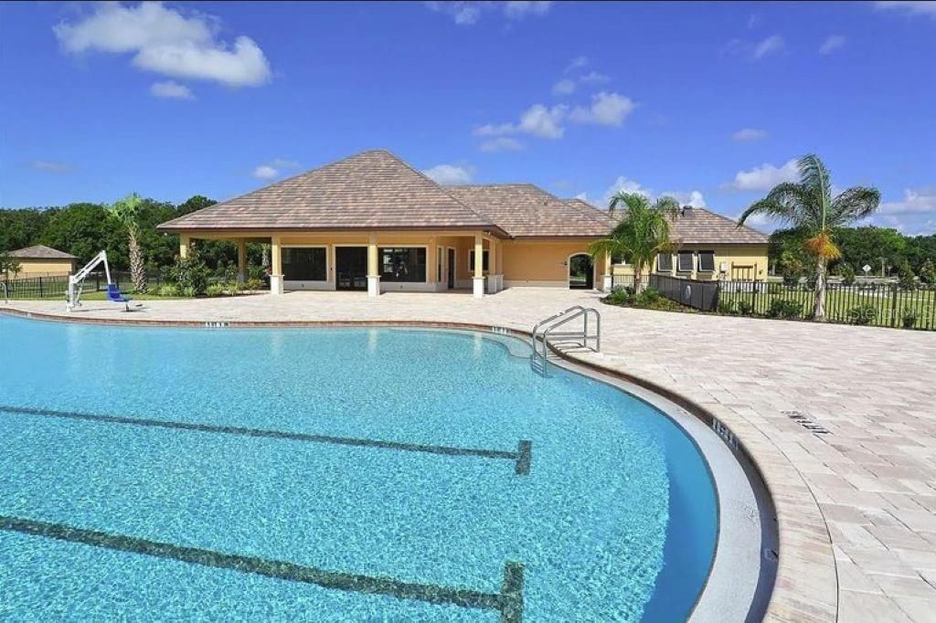 Image 67 of property listing at 12022 GOLDENROD AVENUE, Bradenton, FL 34212