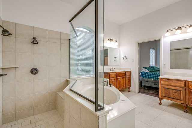 4549 Rancho Blanca Court, Fort Worth, TX 76108