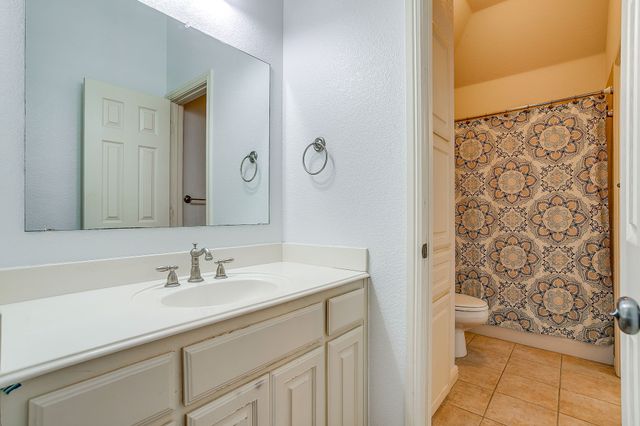 4549 Rancho Blanca Court, Fort Worth, TX 76108