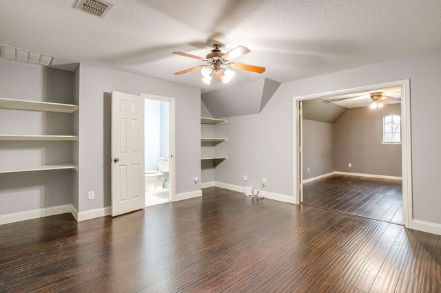 4549 Rancho Blanca Court, Fort Worth, TX 76108