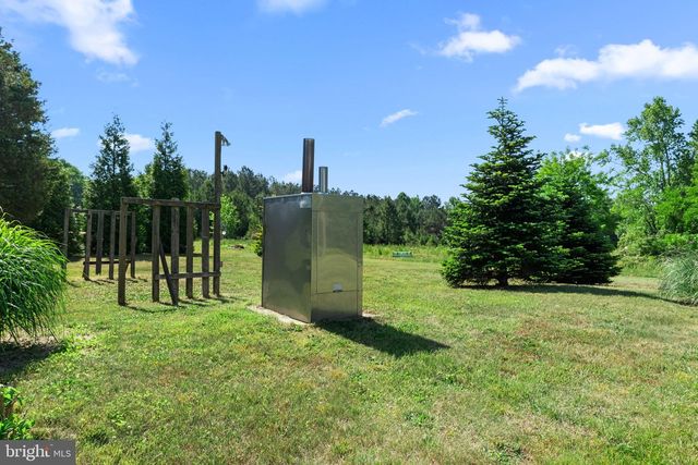 10740 KINGS HIGHWAY, Montross, VA 22520