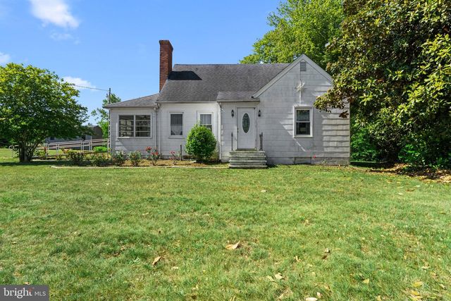 10740 KINGS HIGHWAY, Montross, VA 22520
